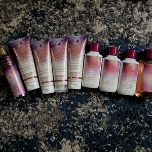 **Lot Of 9** Bath And Body Works Strawberry Snowflake Body Care Set